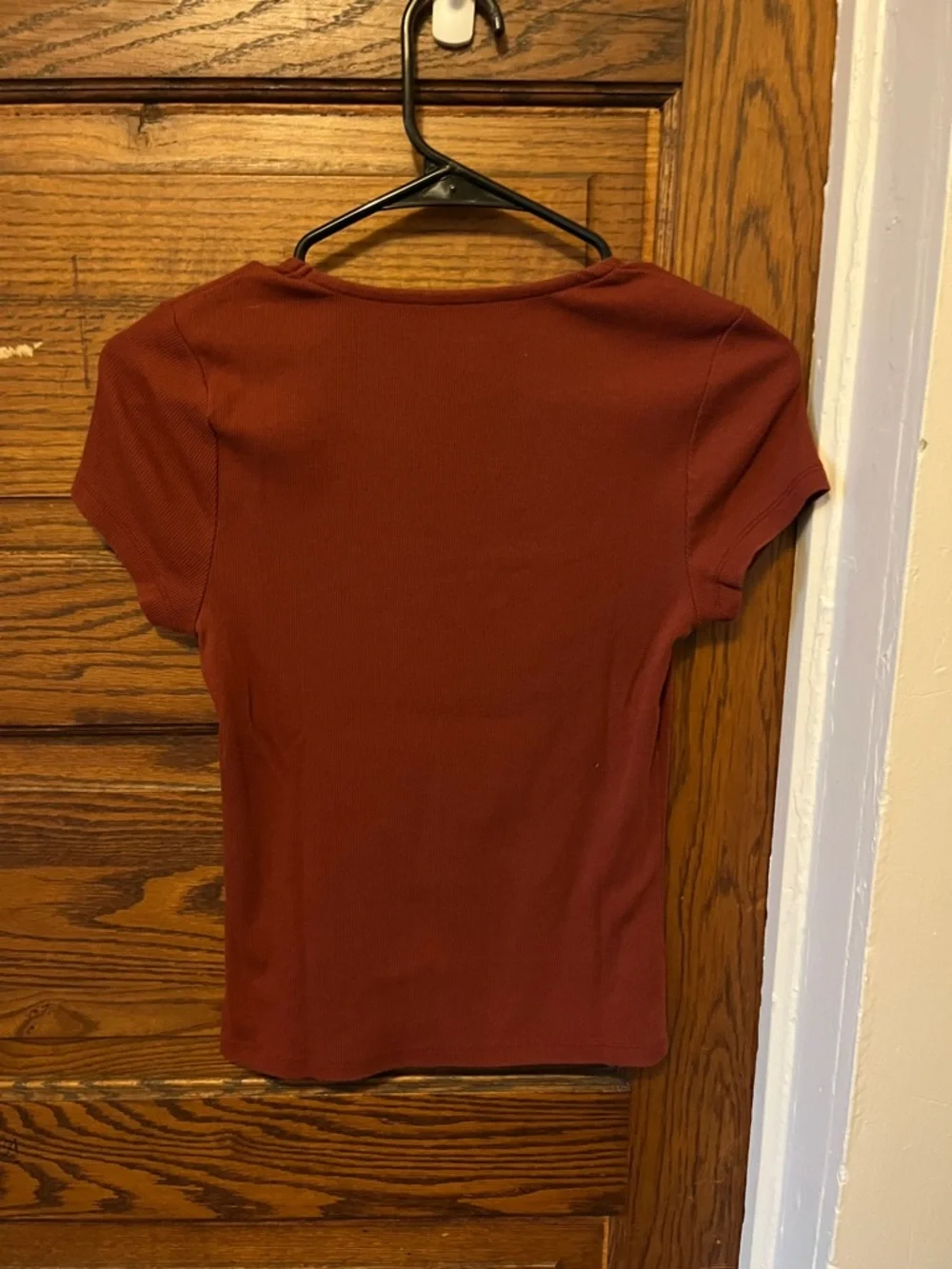 Old Navy Brick Red Square Neck cropped Short Sleeve Tee - Picture 2 of 3